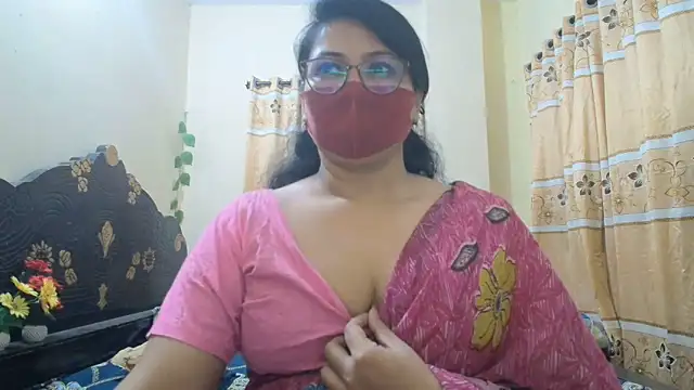 Elena cruz5 online show from 03/18/26, 07:59