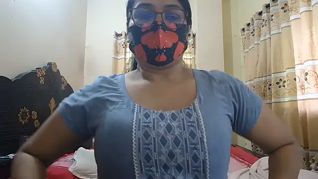 Snapshot of Elena_cruz5 chatting on 07/12/26, 06:47 Elena cruz5 online show from 07/12/26, 06:47