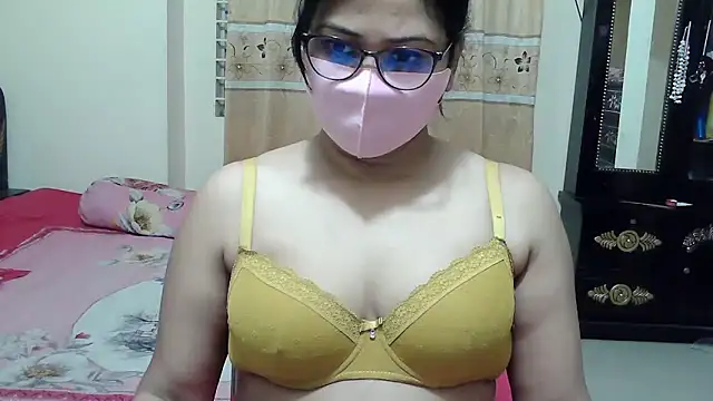 Elena cruz5 online show from 12/21/25, 02:30