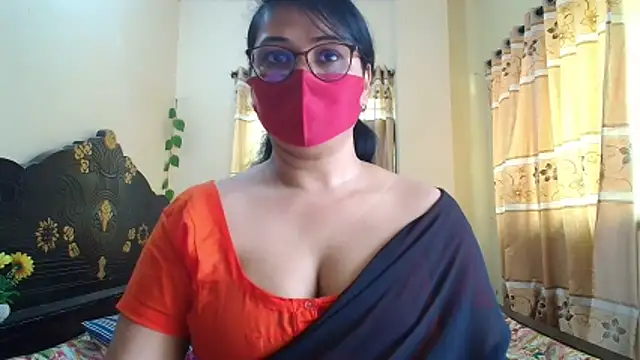 Snapshot of Elena_cruz5 chatting on 05/12/26, 03:58 Elena cruz5 online show from 05/12/26, 03:58
