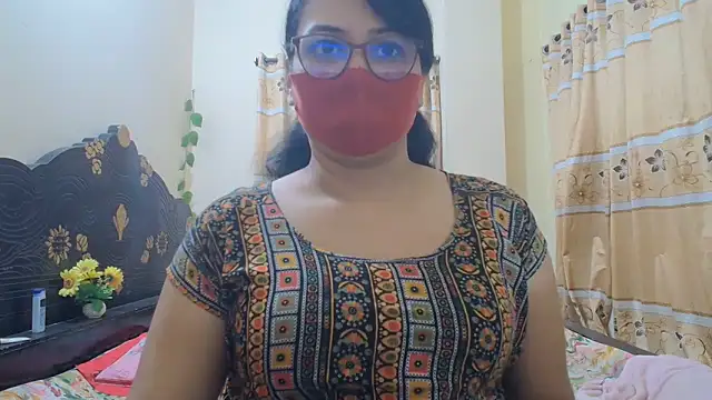 Snapshot of Elena_cruz5 chatting on 05/27/26, 05:09 Elena cruz5 online show from 05/27/26, 05:09