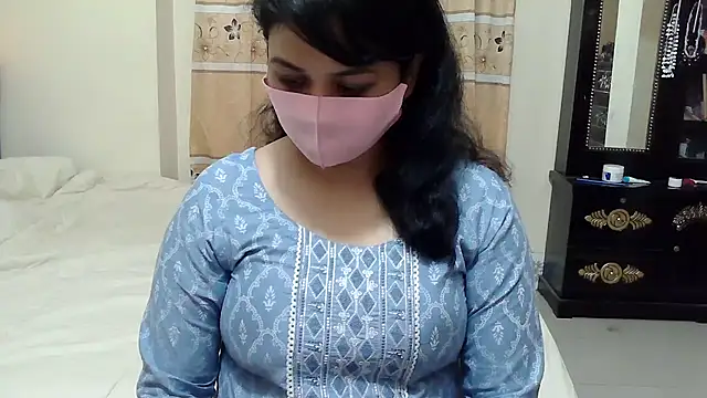 Elena cruz5 online show from 11/20/25, 05:13