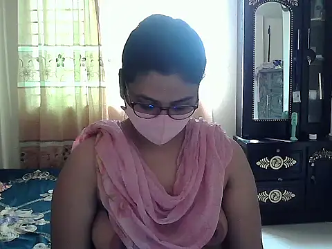 Elena cruz5 online show from 10/05/25, 08:49
