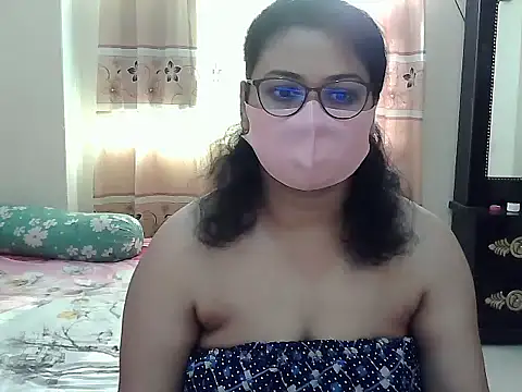 Elena cruz5 online show from 10/26/25, 02:01