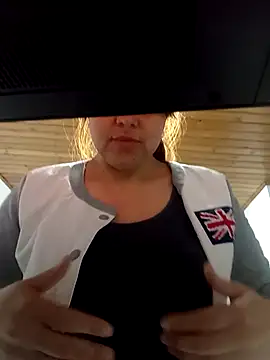 CARITOMIO online show from 11/26/25, 11:38