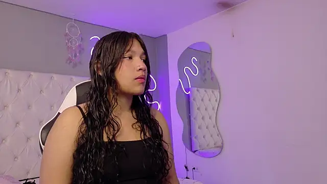 Emma visconti online show from 11/28/25, 12:38