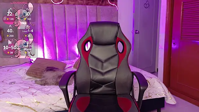 Emma visconti online show from 10/13/25, 02:18