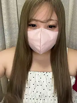 Snapshot of Chua-chan chatting on 09/24/25, 02:45 Chua-chan online show from 09/24/25, 02:45