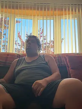 Stephanie1984 online show from 10/16/25, 12:02