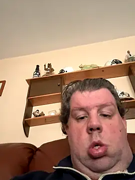 Stephanie1984 online show from 10/28/25, 05:12