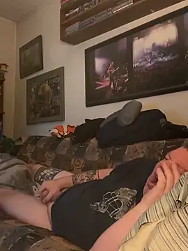 Snapshot of Stephanie1984 chatting on 02/04/26, 04:51 Stephanie1984 online show from 02/04/26, 04:51