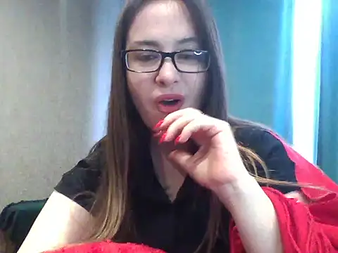 Snapshot of karina160000 chatting on 12/14/25, 06:08 karina160000 online show from 12/14/25, 06:08