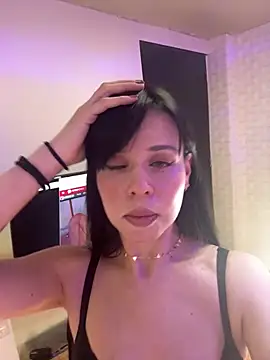 MadameDesade online show from 05/26/26, 08:51