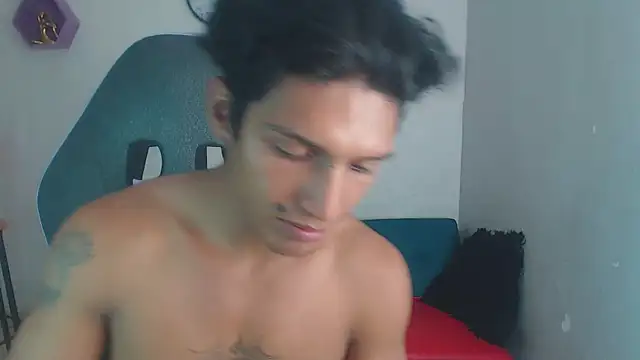 bull cam online show from 12/04/25, 01:04