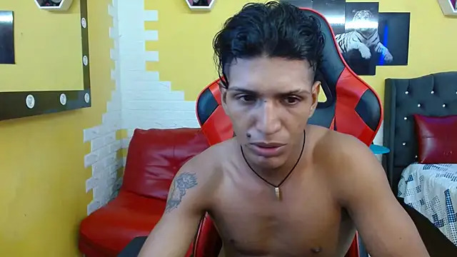 bull cam online show from 09/14/25, 06:41