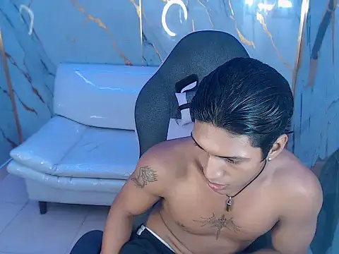 bull cam online show from 12/05/25, 02:10