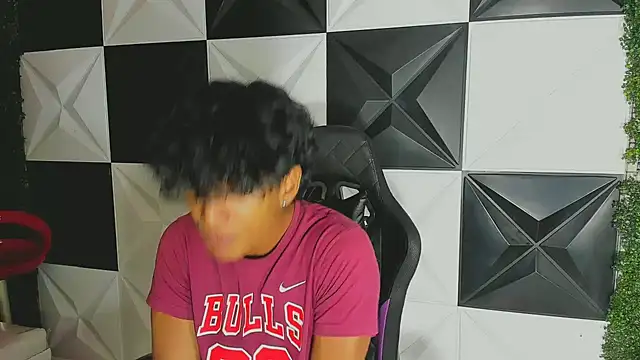 bull cam online show from 10/06/25, 07:36