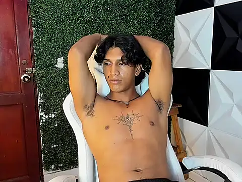 bull cam online show from 11/01/25, 08:14