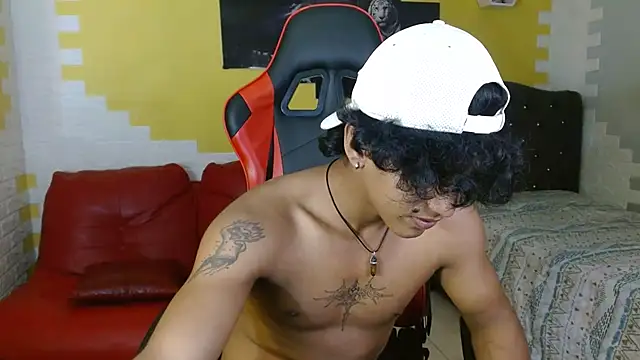 bull cam online show from 11/16/25, 06:56