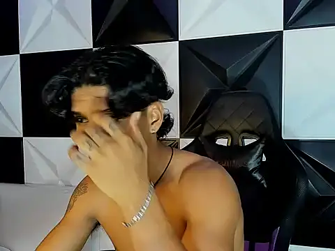 bull cam online show from 09/20/25, 05:29