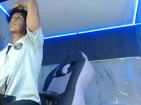 bull cam online show from 09/16/25, 06:53