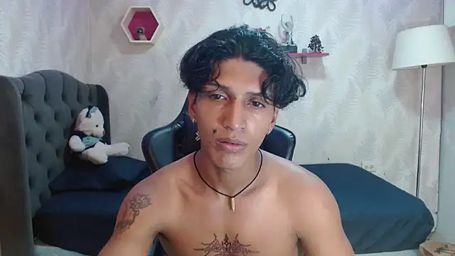 bull cam online show from 09/24/25, 06:58