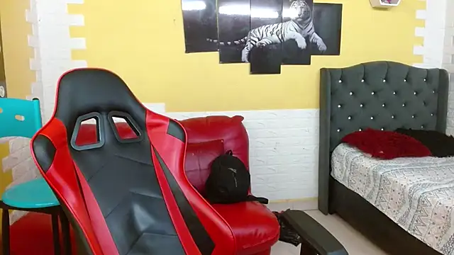 bull cam online show from 10/14/25, 08:09