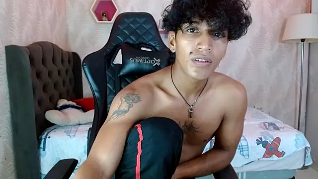 bull cam online show from 10/30/25, 05:32