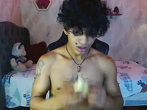 bull cam online show from 10/31/25, 03:52