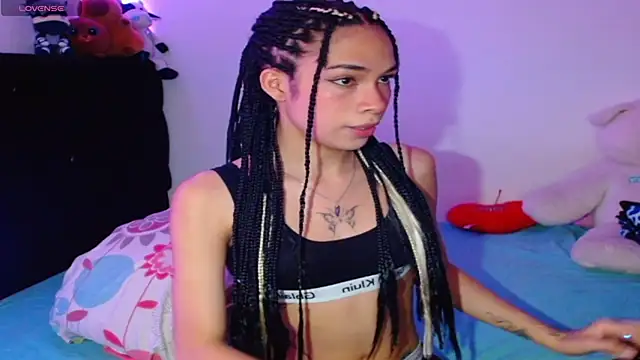 NathaliaPaz  online show from 05/10/26, 11:03