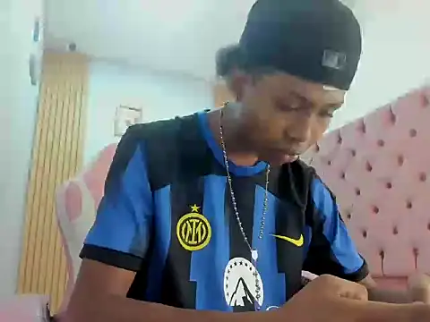 Jax Maliq online show from 11/13/25, 03:21