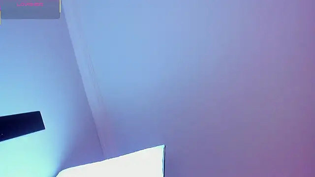 Mia Valentine  online show from 10/29/25, 08:30