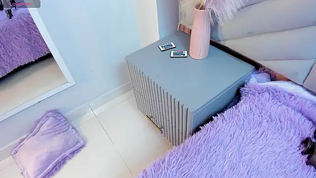 Snapshot of Mia_Valentine_ chatting on 02/11/26, 09:25 Mia Valentine online show from 02/11/26, 09:25