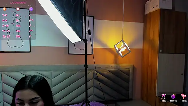 Snapshot of Mia_Valentine_ chatting on 02/09/26, 08:29 Mia Valentine online show from 02/09/26, 08:29