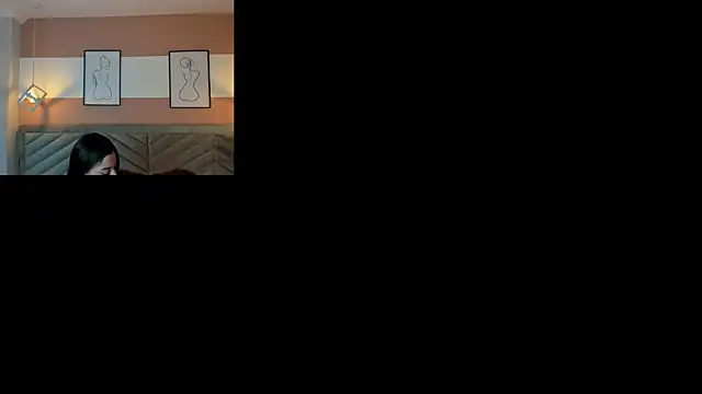 Mia Valentine  online show from 12/03/25, 08:08