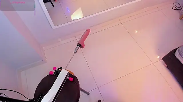 Mia Valentine  online show from 11/07/25, 10:24