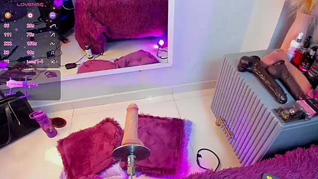 Snapshot of Mia_Valentine_ chatting on 02/26/26, 08:09 Mia Valentine online show from 02/26/26, 08:09