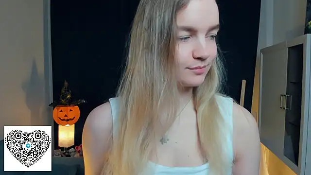 KerenFurguson online show from 10/31/25, 07:43