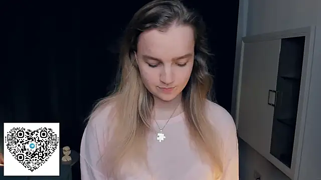 KerenFurguson online show from 10/17/25, 06:53