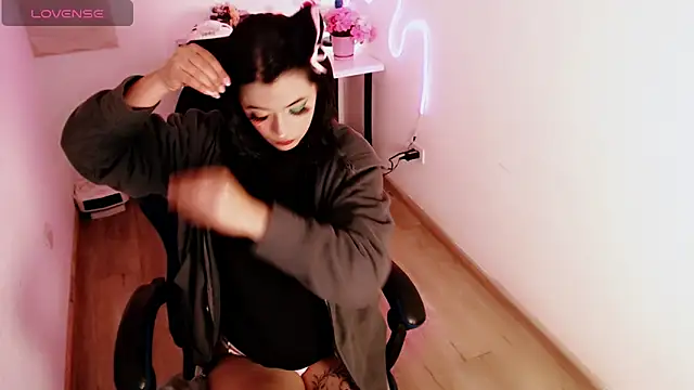 Lunyhose online show from 03/10/26, 08:46