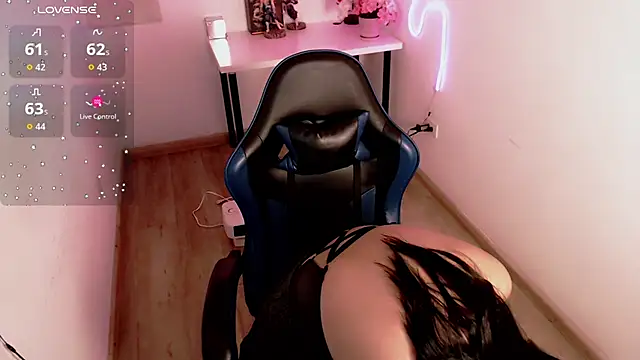 Lunyhose online show from 03/28/26, 08:43