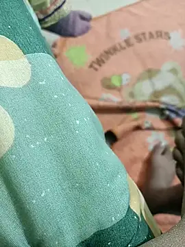 Snapshot of kamini_bhabhi chatting on 12/19/25, 04:53 kamini bhabhi online show from 12/19/25, 04:53