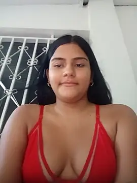 Snapshot of daringxxxhot chatting on 09/27/25, 10:38 daringxxxhot online show from 09/27/25, 10:38