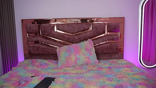 natasha vesper online show from 11/22/25, 12:54