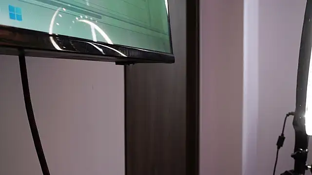 natasha vesper online show from 11/18/25, 12:52