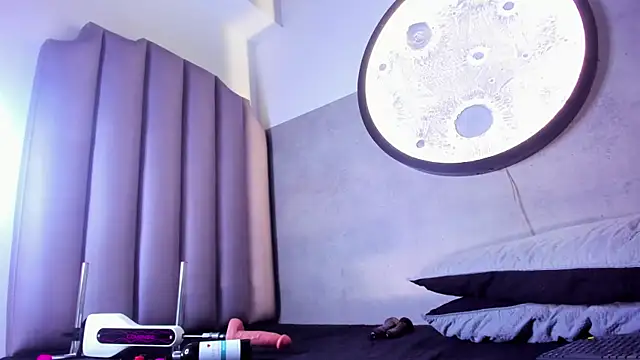 honny 23 online show from 04/18/26, 07:40