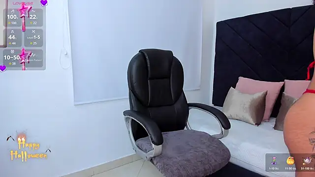 Snapshot of kate_lua chatting on 10/27/25, 12:28 kate lua online show from 10/27/25, 12:28