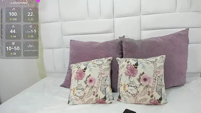 Snapshot of kate_lua chatting on 09/28/25, 01:29 kate lua online show from 09/28/25, 01:29