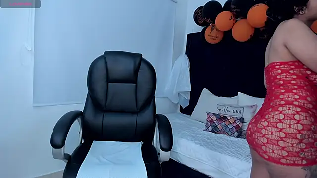 Snapshot of kate_lua chatting on 10/25/25, 01:01 kate lua online show from 10/25/25, 01:01