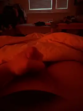 Youngyguy online show from 12/17/25, 02:44